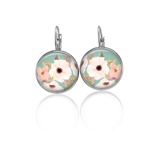 Boucles d'oreilles dormeuses Boho floral fleur blanche et vert d'eau