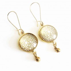 Gold circles dangle earring in gold leaf and white