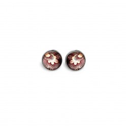 Stud earrings with a vintage grunge red feather theme