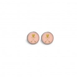 Stud earring featuring a heart and arrow theme - pink