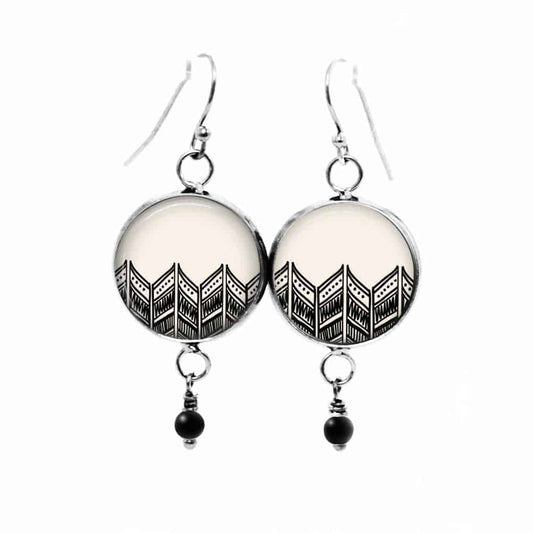 Boucles d'oreilles pendantes Thème chevrons fins noir et blanc