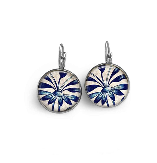 Boucles d'oreilles dormeuses thème Fleurs bleu porcelaine