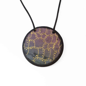 Geodes slate necklace with purple gradient and gold scales