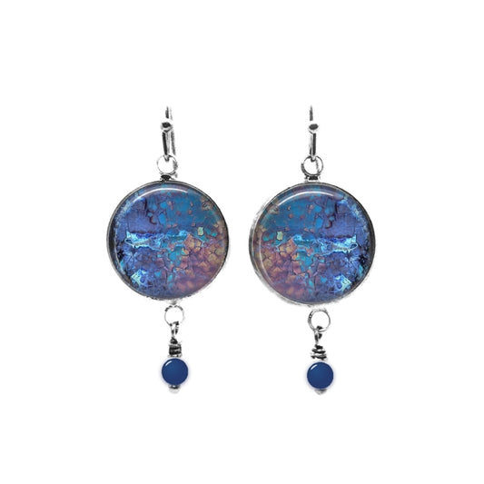 Boucles d'oreilles pendantes avec perles à thème minéral bleu et rose  