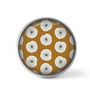 Bouton / Cabochon pour bijoux personnalisables - Fleurs jaune sur fond moutarde